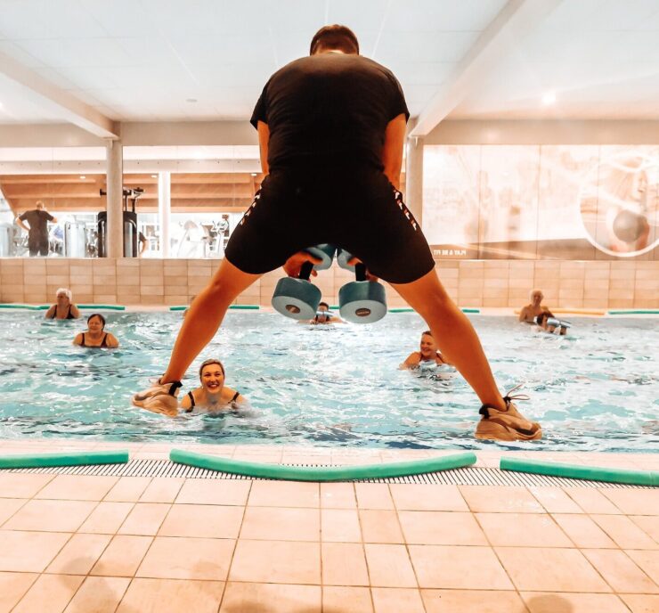 Bij Trifora vind je uitgebreide faciliteiten om jouw doelen te bereiken. Van een moderne fitness en krachttrainingsruimte tot small group trainingen en uitdagende groepslessen. Onze wellnessfaciliteiten bieden je de perfecte manier om te ontspannen na je workout, met een sauna, stoomcabine en whirlpool.