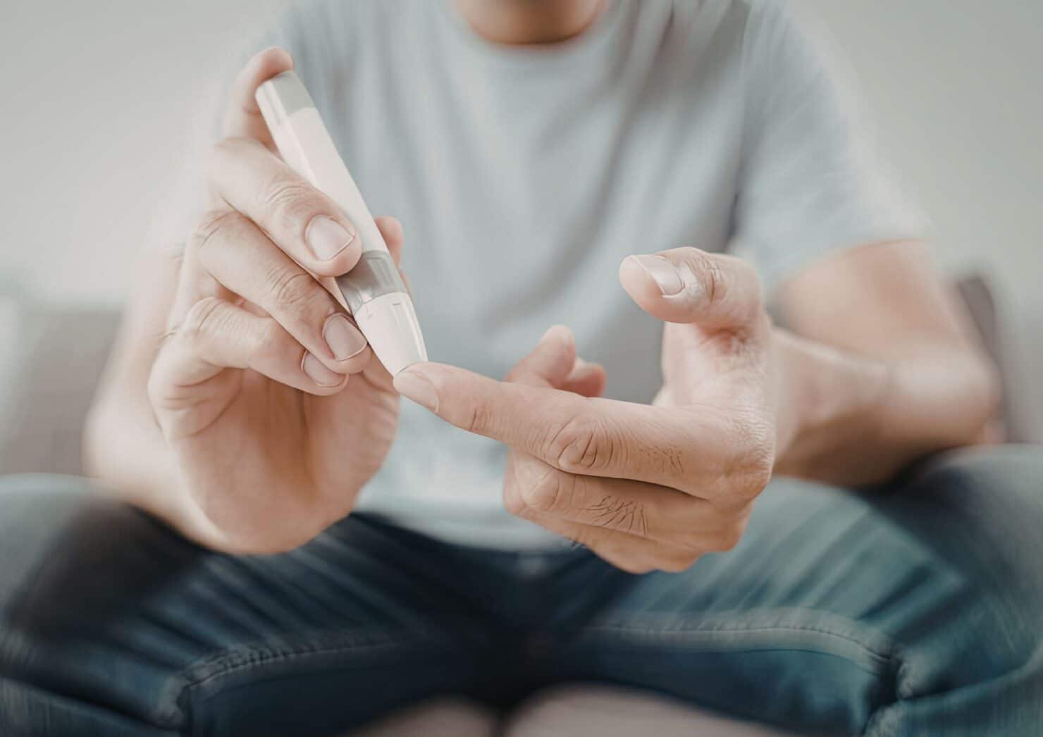 SEO-titel: Wat is een goede bloedsuikerwaarde? Uitleg, oorzaken en wat je eraan kunt doen Meta-omschrijving: Wat is een normale bloedsuiker? Wanneer is je bloedsuiker te hoog of te laag? Lees wat een waarde betekent en wat je preventief kunt doen. Focus keyphrase: goede bloedsuikerwaarde Slug: goede-bloedsuikerwaarde-uitleg Hashtags: #bloedsuiker, #gezondheid, #diabetespreventie, #voeding, #beweging, #vitaliteit, #trifora