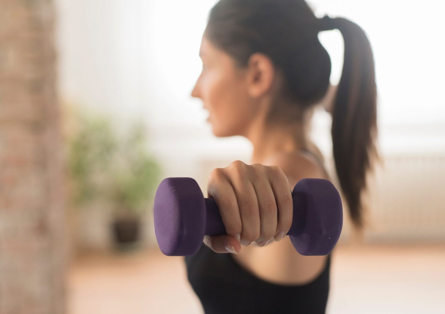 SEO-titel: Hoe word je sterker? De complete uitleg voor beginners Meta-omschrijving: Wil je sterker worden maar weet je niet hoe? Ontdek wat krachttraining echt inhoudt en hoe jij stap voor stap sterker wordt in de sportschool. Focus keyphrase: sterker worden Slug: hoe-word-je-sterker Hashtags: #sterkerworden, #krachttraining, #fitnessbeginner, #spierkracht, #trifora, #fitcoach