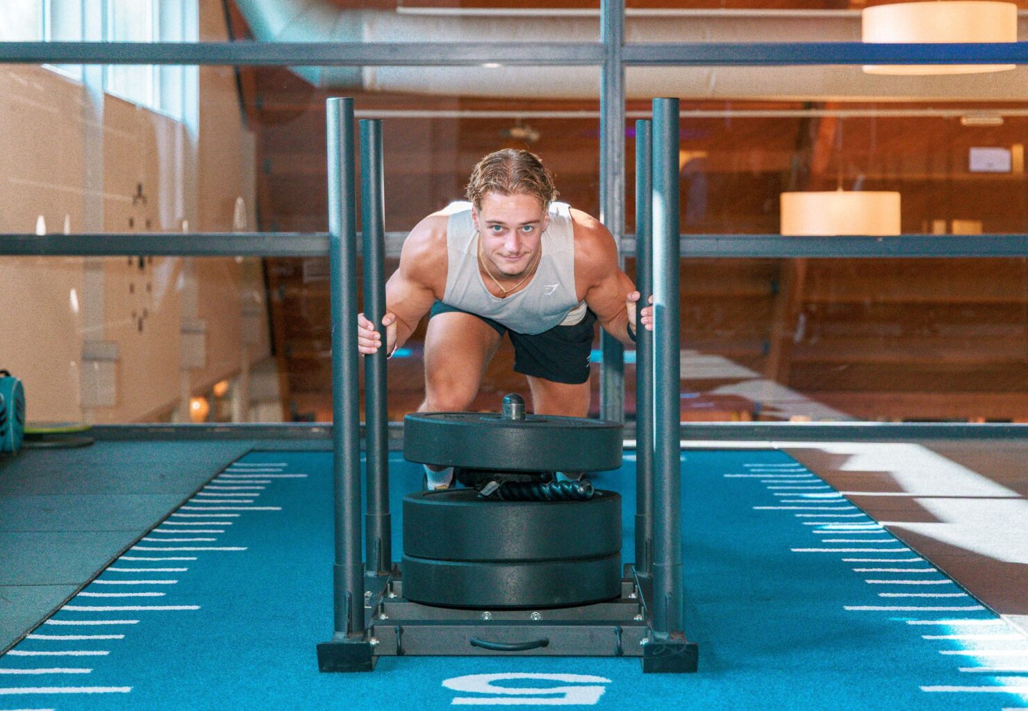 SEO-titel: Waarom studenten sporten bij Trifora in Enschede Meta-omschrijving: Ontdek waarom steeds meer studenten van Saxion en de Universiteit Twente kiezen voor Trifora. Van fitness en HYROX tot groepslessen, wellness en sociale verbinding. Focus keyphrase: studenten sportschool Enschede Slug: studenten-sportschool-enschede-trifora Hashtags: #studentensportschool #enschede #studentfitness #sportenalsstudent #trifora #hyrox #krachttraining #groepslessen #wellness #fitblijventijdensstudie #universiteittwente #saxion #studentgymenschede