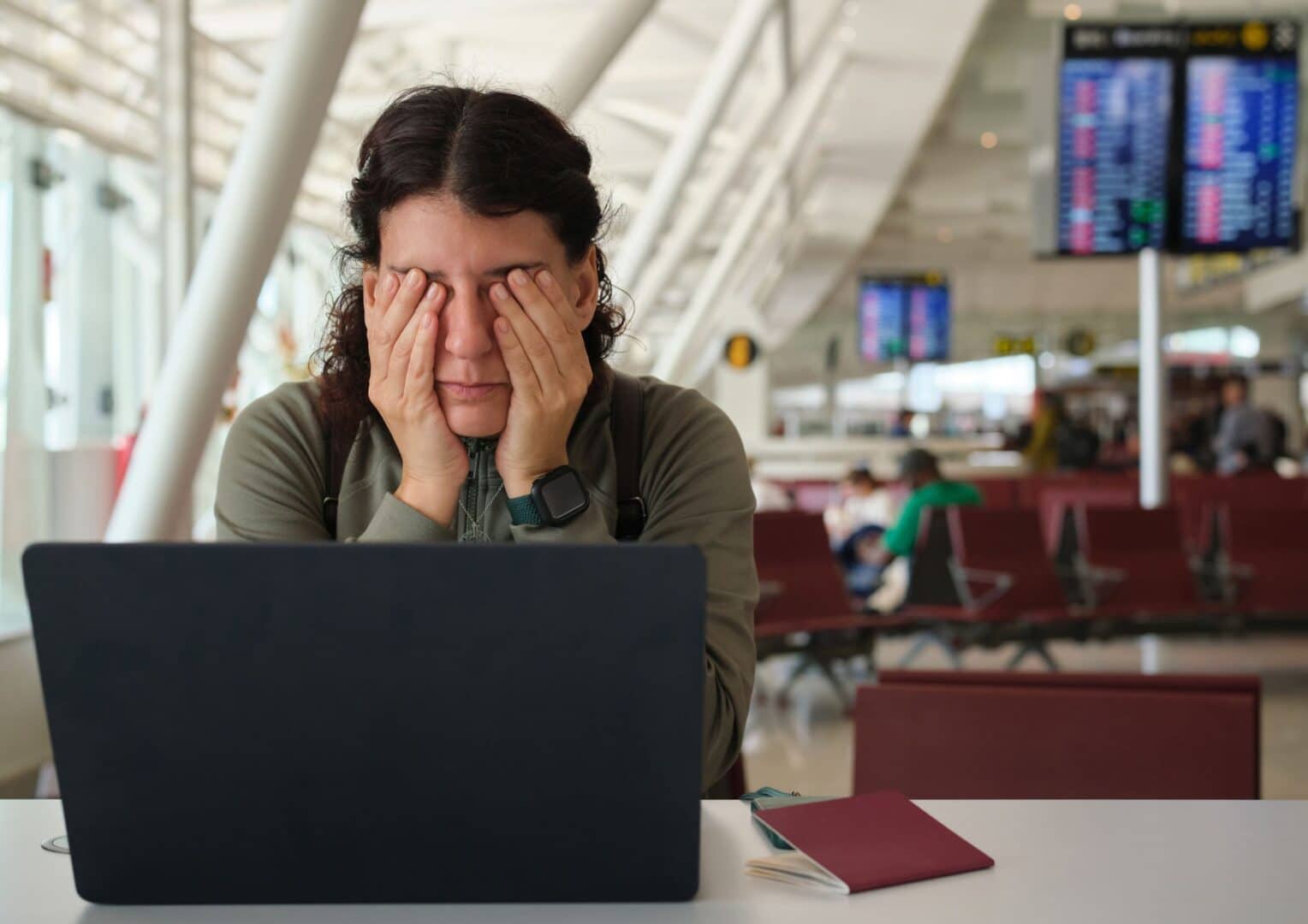 Yoast SEO SEO-titel Sporten met een jetlag: verstandig of kun je beter wachten? Meta-omschrijving Sporten met een jetlag? Ontdek wat een jetlag is, waarom je lichaam uit balans raakt na een lange vlucht en hoe je met de juiste aanpak sneller herstelt. Focus keyphrase sporten met een jetlag Slug (URL) sporten-met-een-jetlag Hashtags sporten met een jetlag, jetlag, herstellen na vakantie, lange vlucht, slaap, biologische klok, fitness, bewegen, Bonaire, Trifora