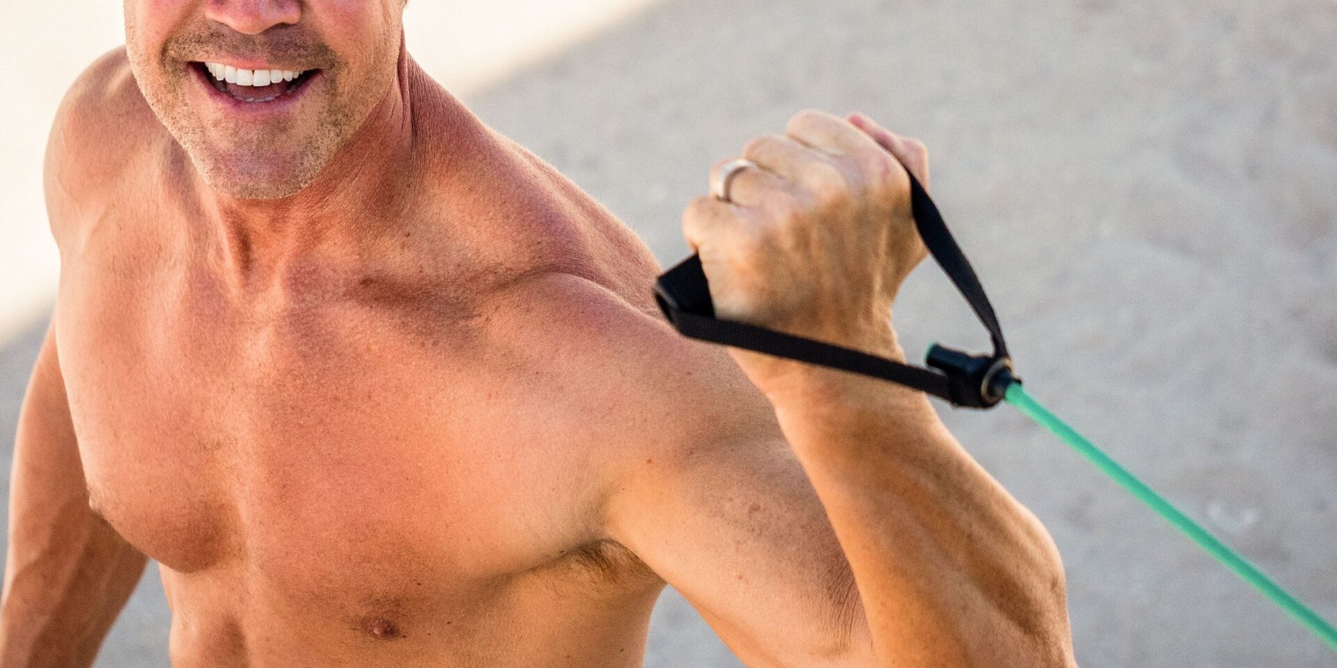 SEO-gegevens SEO-titel: Hoeveel spiermassa verlies je na je vijftigste? Meta-omschrijving: Vanaf je vijftigste kun je spiermassa en spierkracht verliezen. Lees wat het verschil is met spierfunctie en hoe training, eiwitten, slaap en herstel helpen. Focus keyphrase: spierverlies vanaf je vijftigste Slug: spierverlies-vanaf-je-vijftigste Hashtags: #spierverlies, #spiermassa, #spierkracht, #spierfunctie, #krachttraining, #vijftigplus, #sarcopenie, #eiwitten, #herstel, #slaap, #vitaalouderworden, #Trifora
