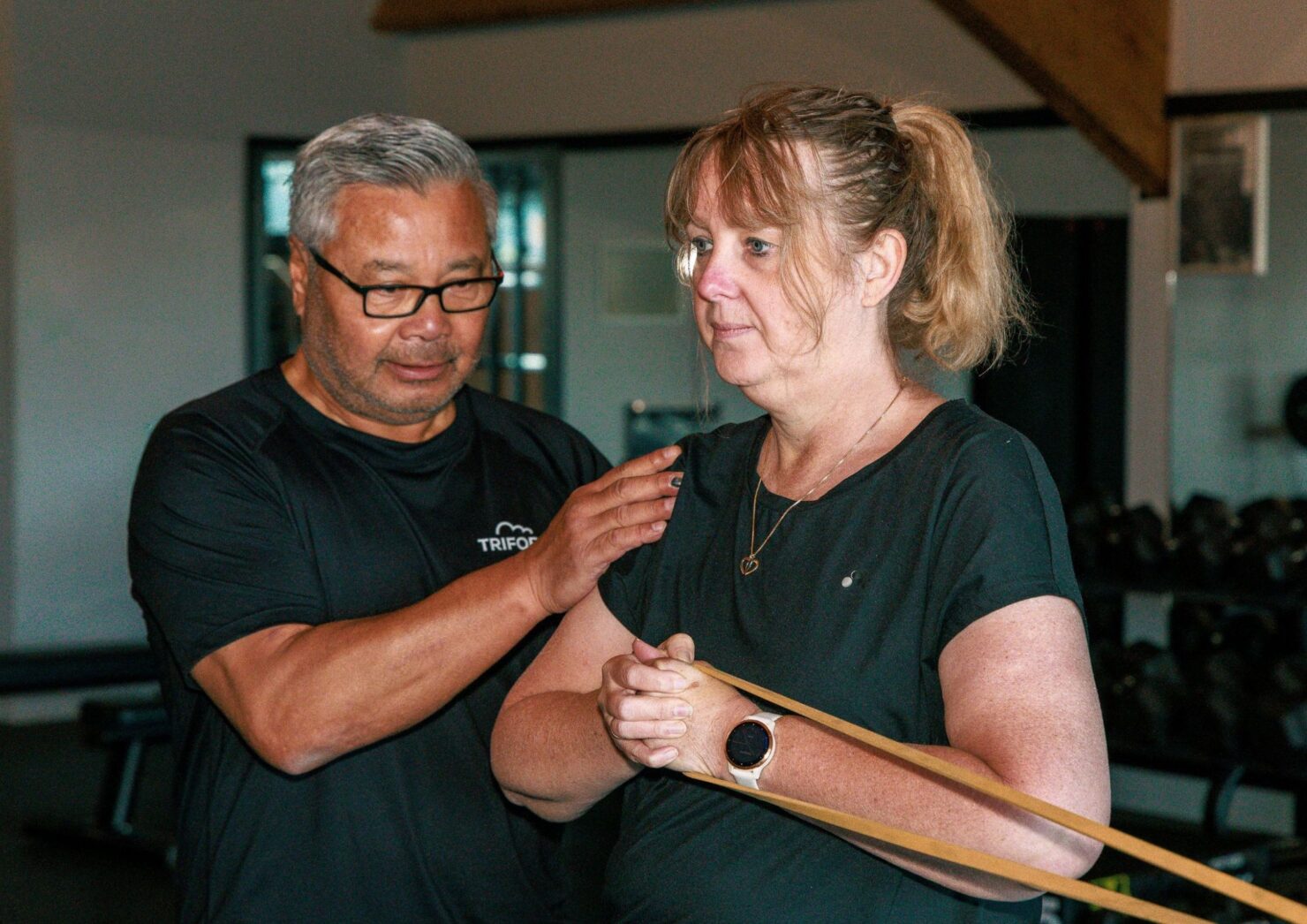 SEO-titel: Medisch sporten: veilig van behandeling naar zelfstandig sporten Meta-omschrijving: Medisch sporten helpt je veilig van behandeling naar zelfstandig bewegen. Ontdek hoe Trifora en Pro-F samenwerken bij herstel en preventie. Focus keyphrase: medisch sporten Slug (URL): medisch-sporten-behandeling-herstel Hashtags: #medischsporten, #begeleidSporten, #herstel, #revalidatie, #fysiotherapie, #fysiotherapieenschede, #krachttraining, #krachttrainingenschede, #fitnessenschede, #sportschoolenschede, #proF, #trifora, #whiplash, #prehabilitatie, #hartrevalidatie, #COPD, #osteopathie, #gezondheid, #bewegen, #preventie