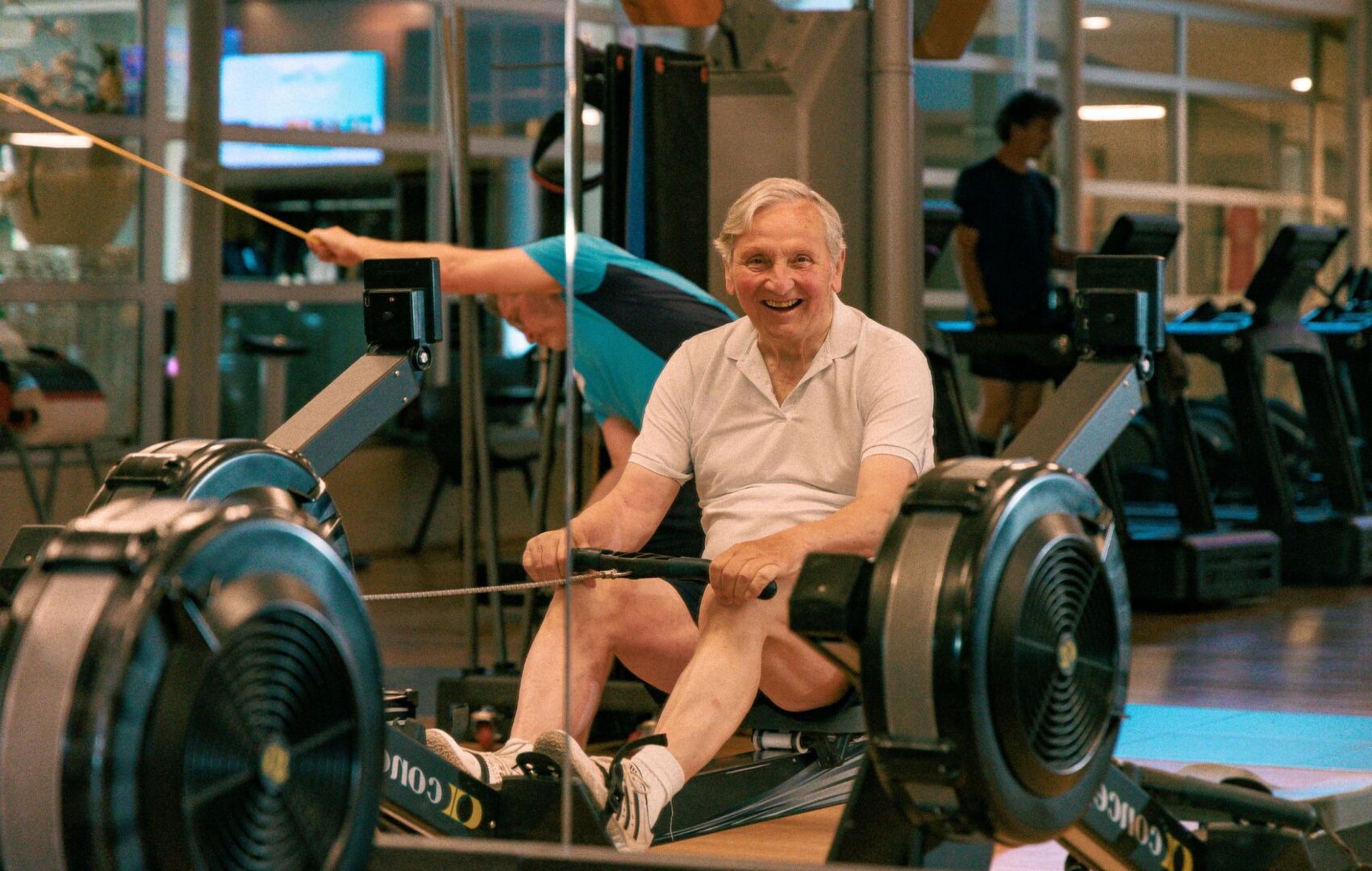 SEO-titel: Medisch sporten: veilig van behandeling naar zelfstandig sporten Meta-omschrijving: Medisch sporten helpt je veilig van behandeling naar zelfstandig bewegen. Ontdek hoe Trifora en Pro-F samenwerken bij herstel en preventie. Focus keyphrase: medisch sporten Slug (URL): medisch-sporten-behandeling-herstel Hashtags: #medischsporten, #begeleidSporten, #herstel, #revalidatie, #fysiotherapie, #fysiotherapieenschede, #krachttraining, #krachttrainingenschede, #fitnessenschede, #sportschoolenschede, #proF, #trifora, #whiplash, #prehabilitatie, #hartrevalidatie, #COPD, #osteopathie, #gezondheid, #bewegen, #preventie