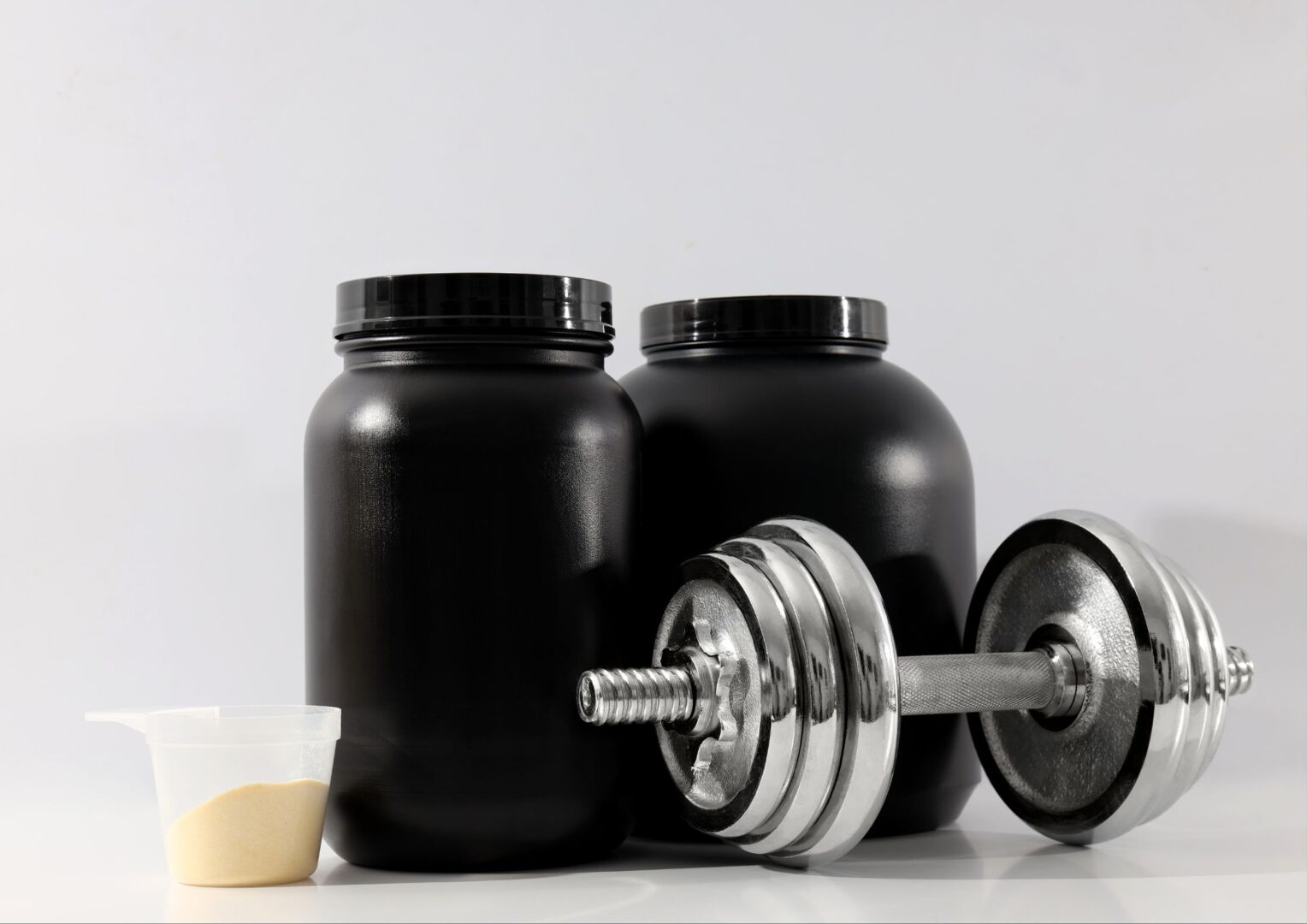 SEO-titel: Wat is pre-workout en heb je het echt nodig? Meta-omschrijving: Wat is pre-workout, hoe werkt het en is het veilig? Lees meer over cafeïne, hartkloppingen, gembershotjes, koffie, voeding en slaap. Focus keyphrase: wat is pre-workout Slug (URL): wat-is-pre-workout Hashtags: #preworkout, #cafeïne, #sportsupplementen, #krachttraining, #fitness, #sportvoeding, #gembershot, #slaap, #hydratatie, #trifora, #fitnessenschede