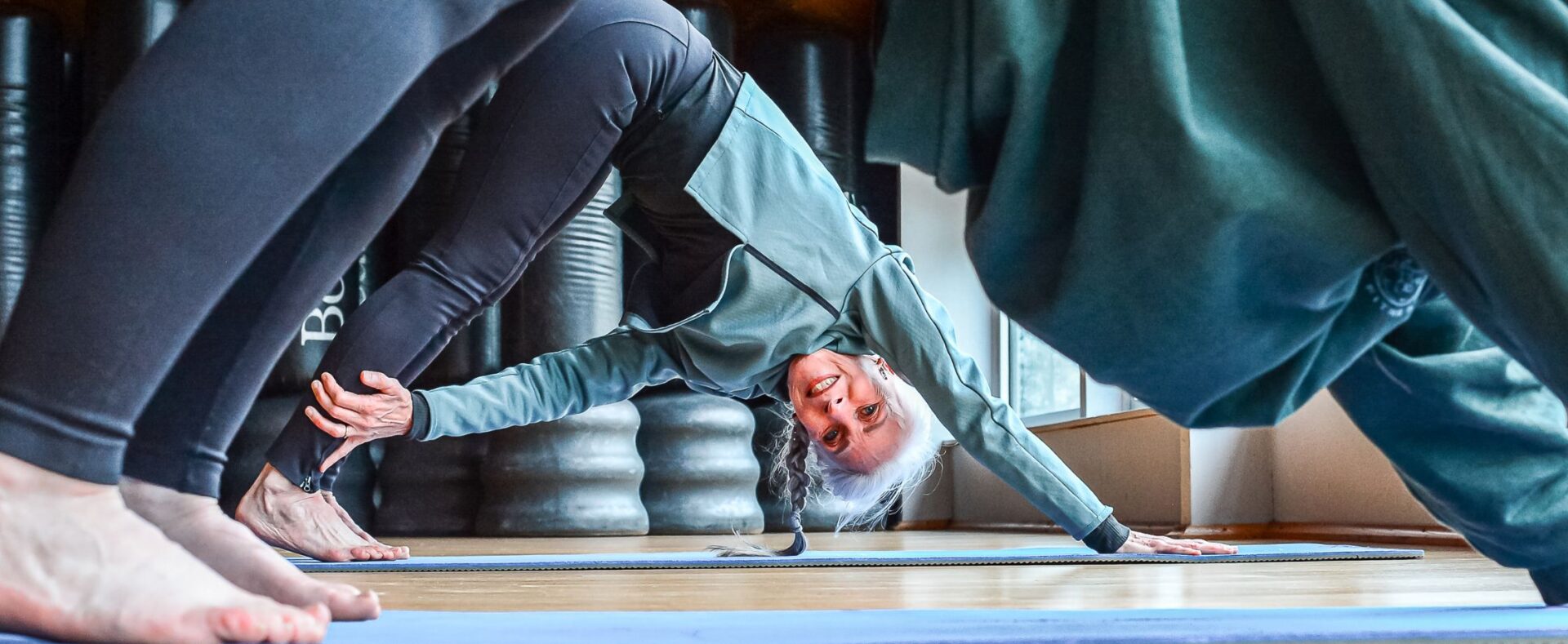 SEO-titel: Wat is Power Yoga? Voordelen en verschillen uitgelegd Meta-omschrijving: Wat is Power Yoga en is het zwaar? Ontdek de voordelen en verschillen met Flow Yoga, Yin Yoga, BODYBALANCE en Pilates bij Trifora. Focus keyphrase: wat is Power Yoga Slug (URL): wat-is-power-yoga Hashtags: #poweryoga, #watispoweryoga, #poweryogaenschede, #yoga, #yogaenschede, #flowyoga, #yinyoga, #bodybalance, #pilates, #krachttraining, #fitness, #fitnessenschede, #mobiliteit, #flexibiliteit, #lenigheid, #balans, #coretraining, #groepslessen, #groepslessenenschede, #trifora